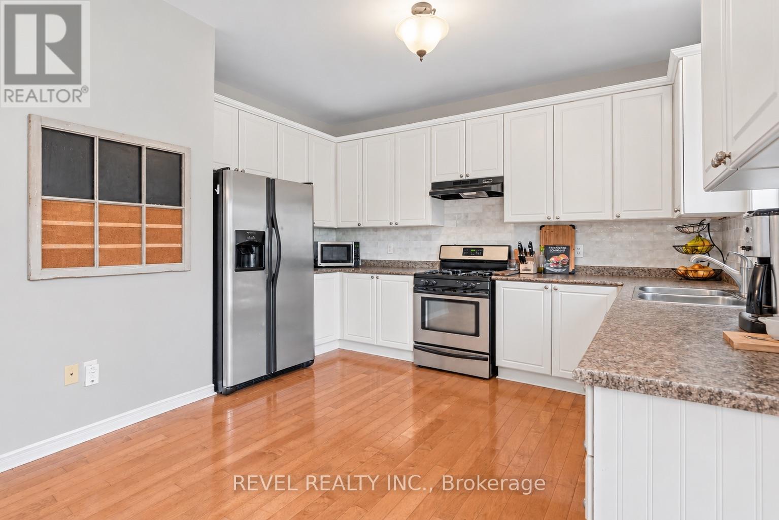 30 Sun King Crescent, Barrie (Innis-Shore), Ontario  L4M 7J9 - Photo 20 - S13880500