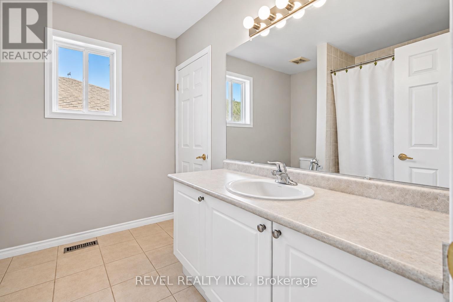 30 Sun King Crescent, Barrie (Innis-Shore), Ontario  L4M 7J9 - Photo 32 - S13880500