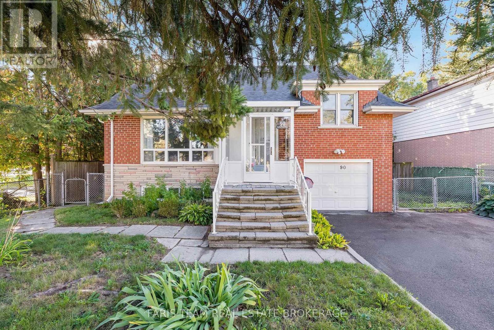 90 Bedford Park Avenue, Richmond Hill, Ontario L4C 2N8 - Photo 5 - N13777280