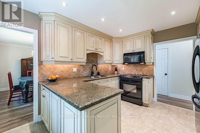 2 Alderbury Crescent, Brampton, Ontario  L6T 1P6 - Photo 16 - W13878884