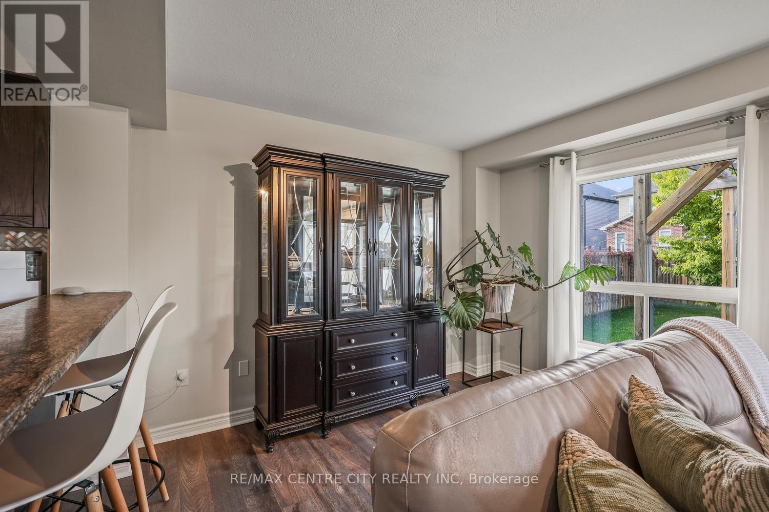 2296 Yellowbirch Way, London North, Ontario  N6G 0L3 - Photo 19 - X13880026