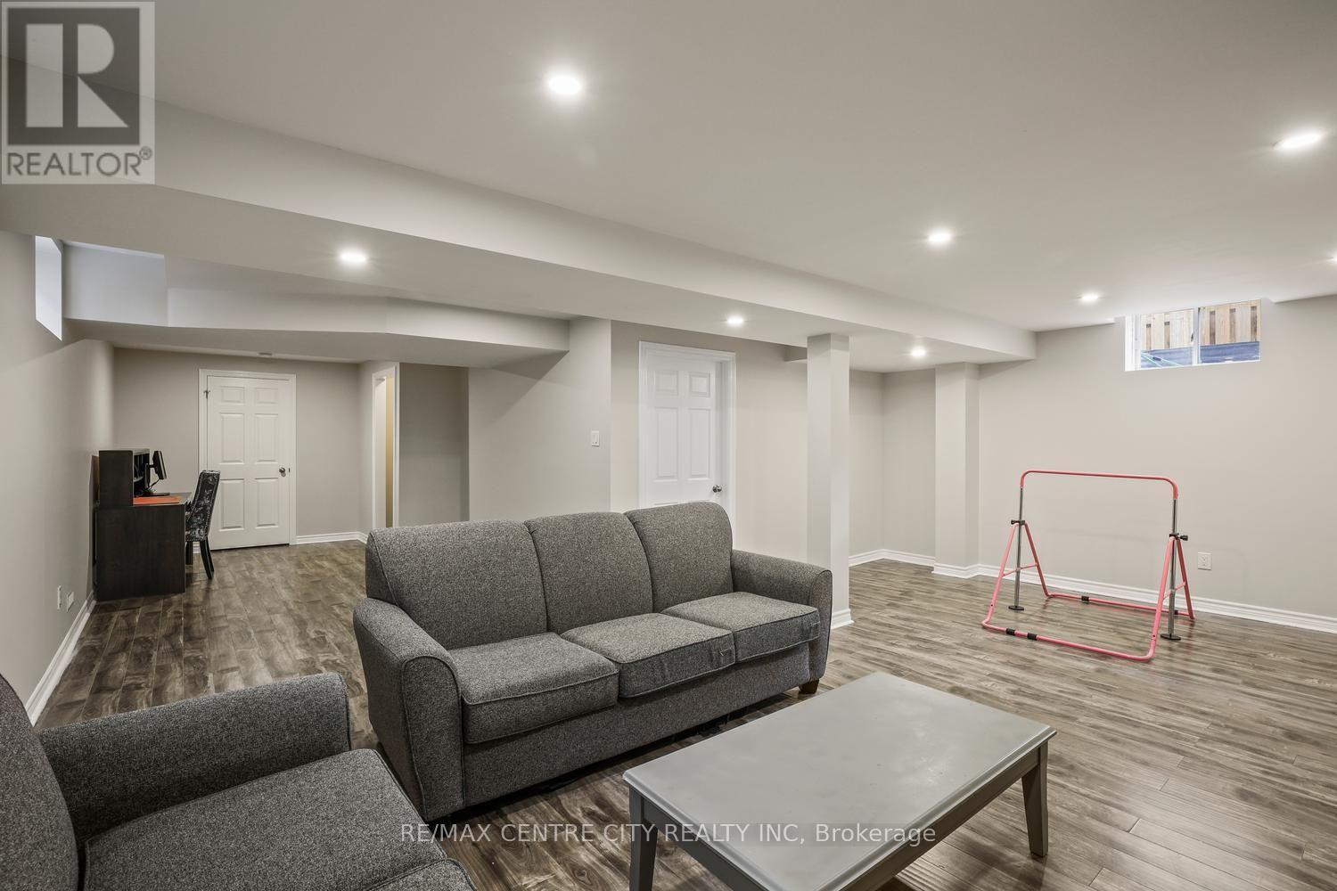 2296 Yellowbirch Way, London North, Ontario  N6G 0L3 - Photo 37 - X13880026