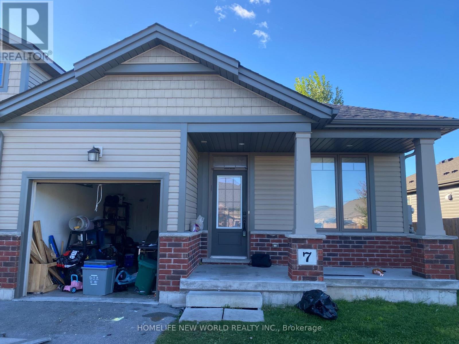 7 ELLIS AVENUE, St. Catharines, Ontario
