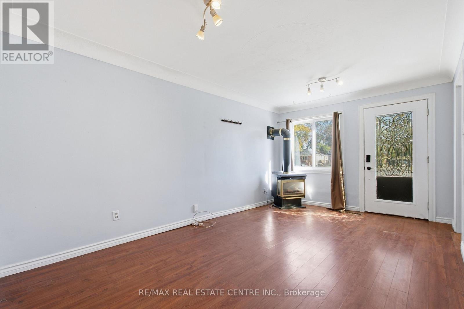295 Strathearn Avenue, Hamilton, Ontario  L8H 5K8 - Photo 7 - X13880446