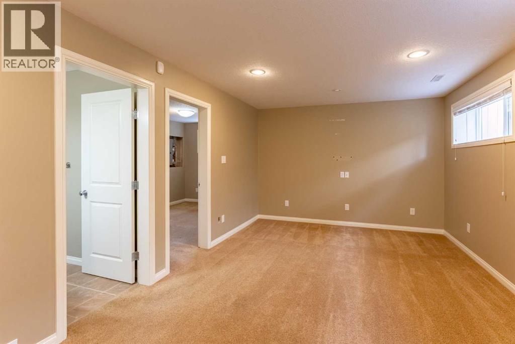 17 Coalbanks Link W, Lethbridge, Alberta  T1J 4H6 - Photo 31 - A2326571