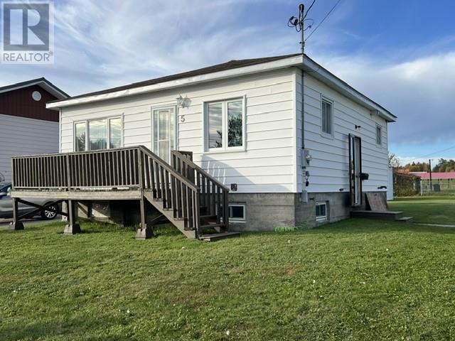5 Stanhope Avenue, Markstay-Warren, Ontario P0H 2N0 - Photo 1 - 2130861