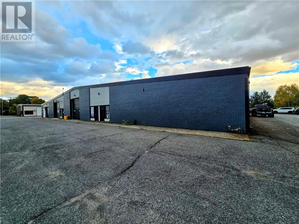 25 Longyear Drive, Sudbury, Ontario  P0M 1S0 - Photo 2 - 2130860