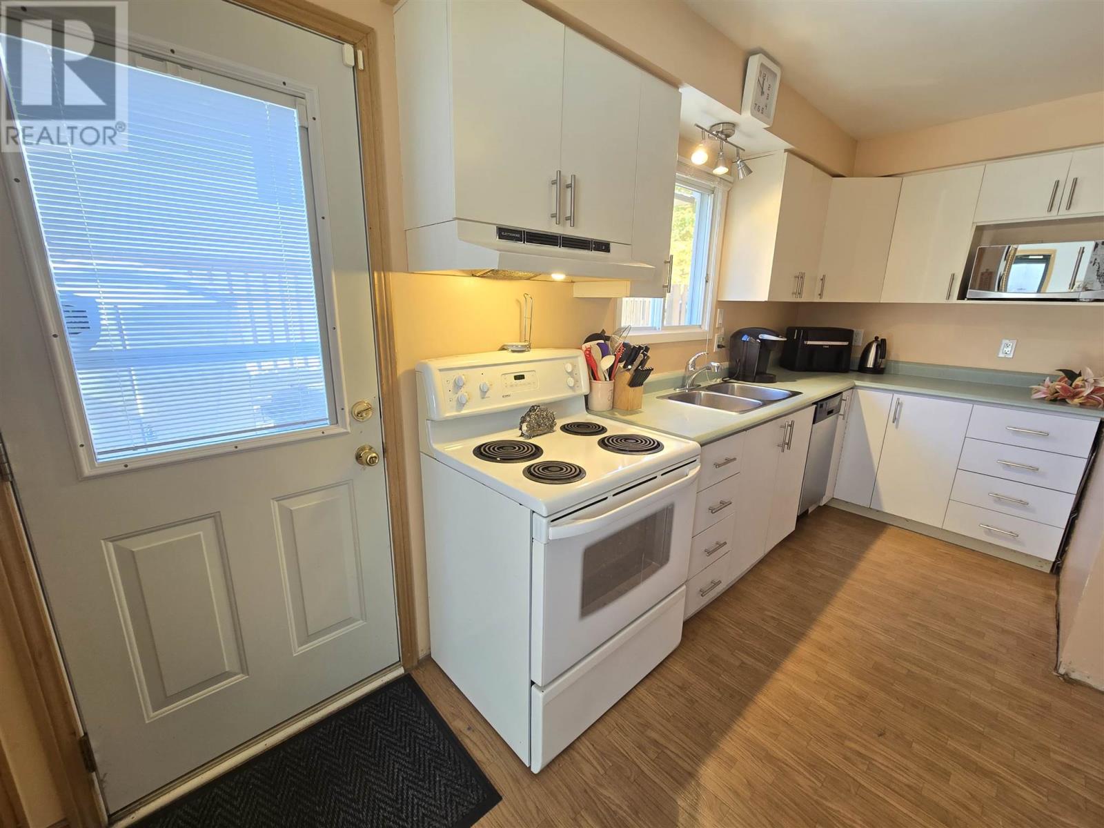 7 Feltz Rd, Elliot Lake, Ontario  P5A 1V3 - Photo 13 - SM262829