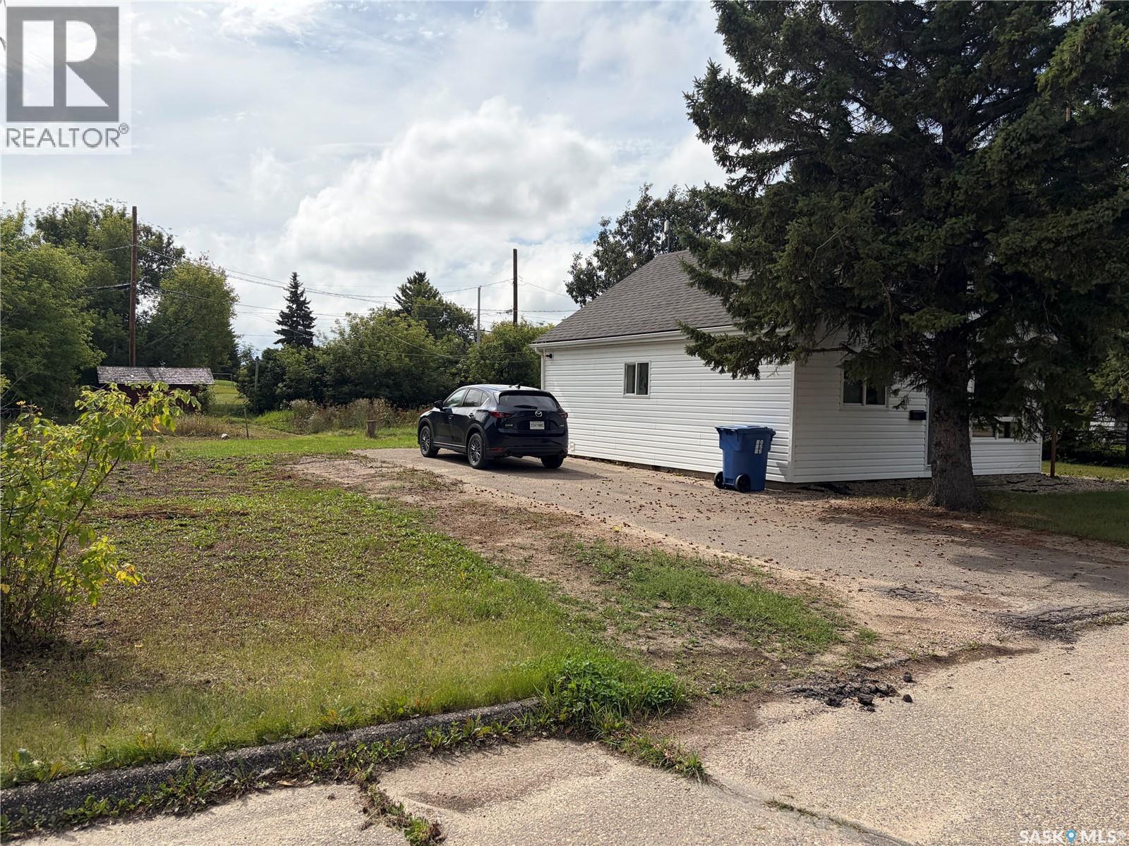 113 3rd Avenue Ne, Ituna, Saskatchewan  S0A 1N0 - Photo 12 - SK050767
