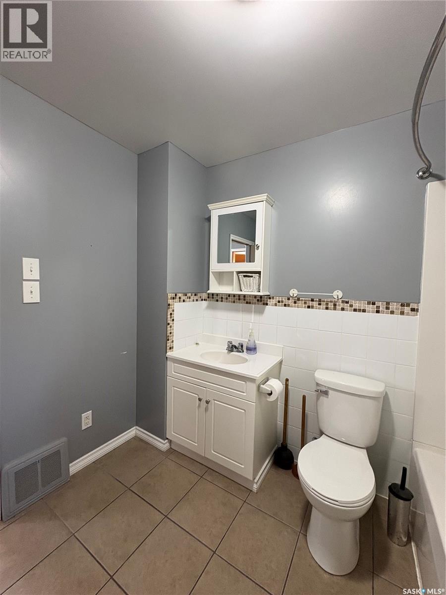 116 6th Avenue Sw, Ituna, Saskatchewan  S0A 1N0 - Photo 8 - SK050738