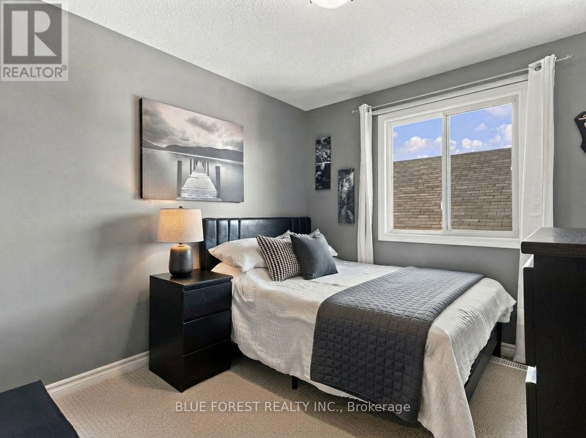 3224 Meadowgate Boulevard, London South, Ontario  N6M 0B7 - Photo 15 - X13880620