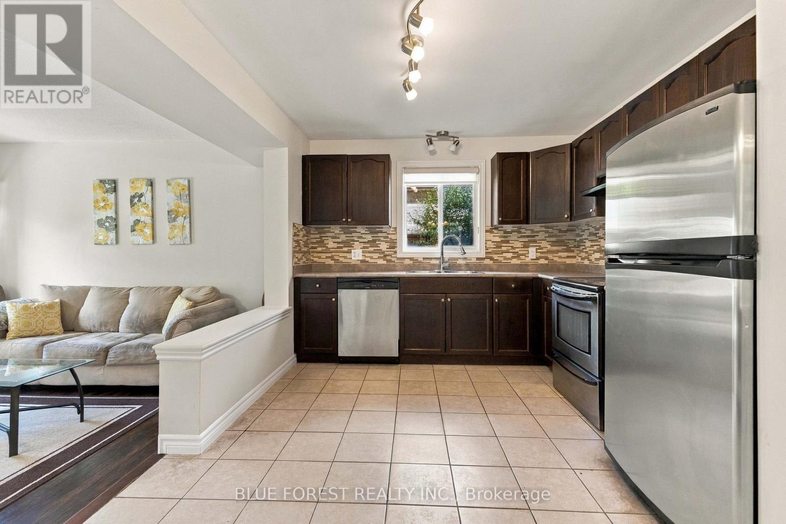 3224 Meadowgate Boulevard, London South, Ontario  N6M 0B7 - Photo 6 - X13880620