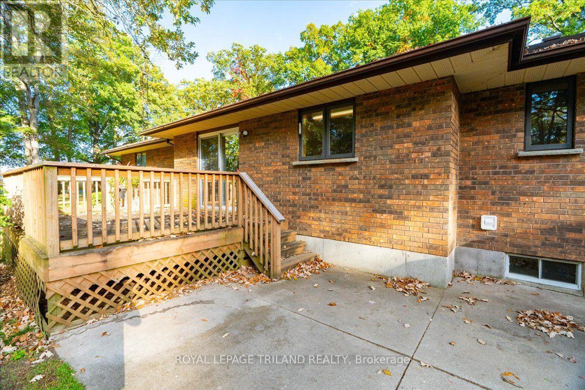 22775 Dogwood Road, Southwest Middlesex, Ontario  N0L 1Z0 - Photo 37 - X13880758