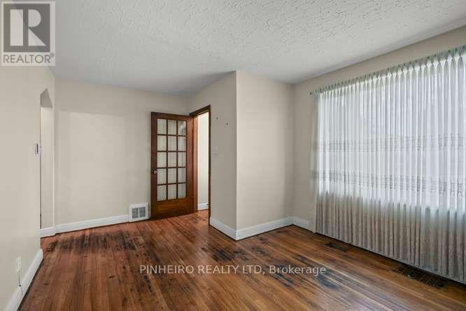 1217 Trafalgar Street, London East, Ontario  N5Z 1H6 - Photo 9 - X13880846