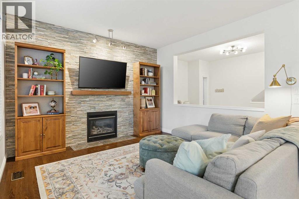 270 Cougar Ridge Drive SW, Calgary, Alberta  T3H 5S6 - Photo 10 - A2350846