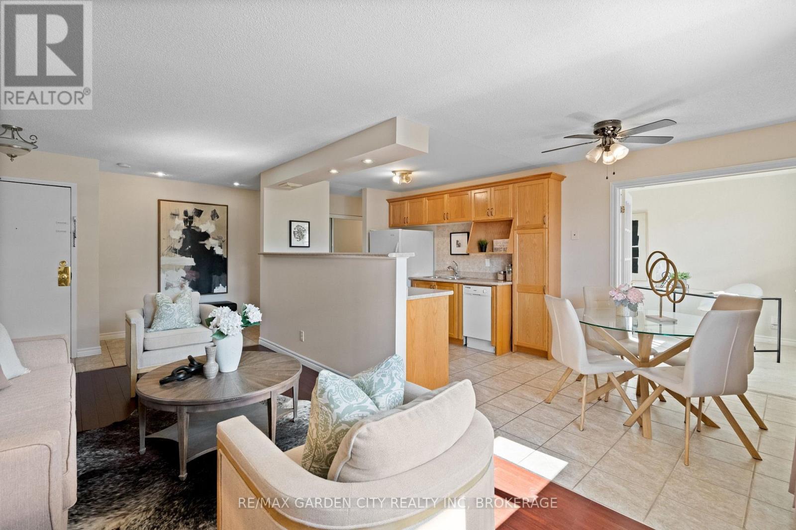 211 - 264 Oakdale Avenue, St. Catharines, Ontario  L2P 2K4 - Photo 7 - X13880694