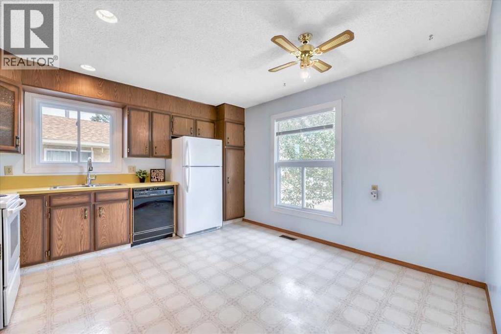 232 Madeira Place NE, Calgary, Alberta  T2A 5T1 - Photo 17 - A2348763