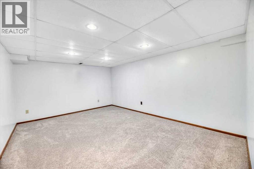 232 Madeira Place NE, Calgary, Alberta  T2A 5T1 - Photo 31 - A2348763