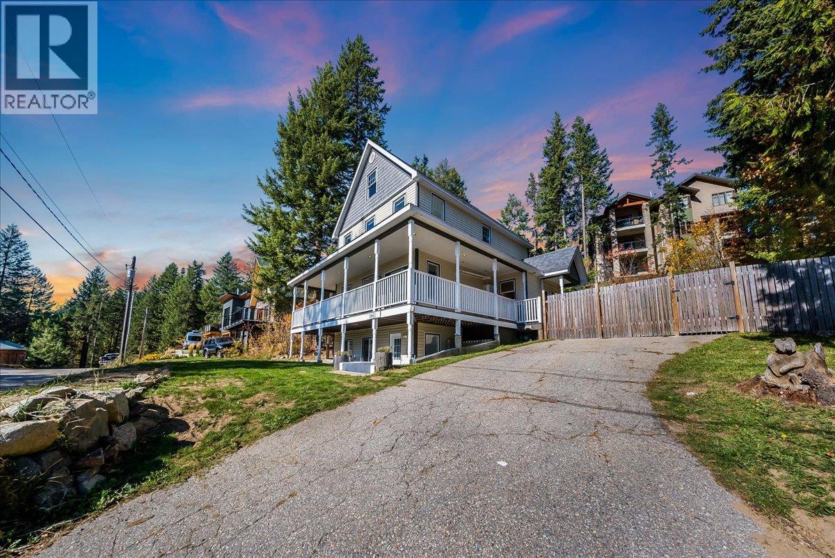 1860 Planer Crescent, Rossland, British Columbia  V0G 1Y0 - Photo 2 - 10403211