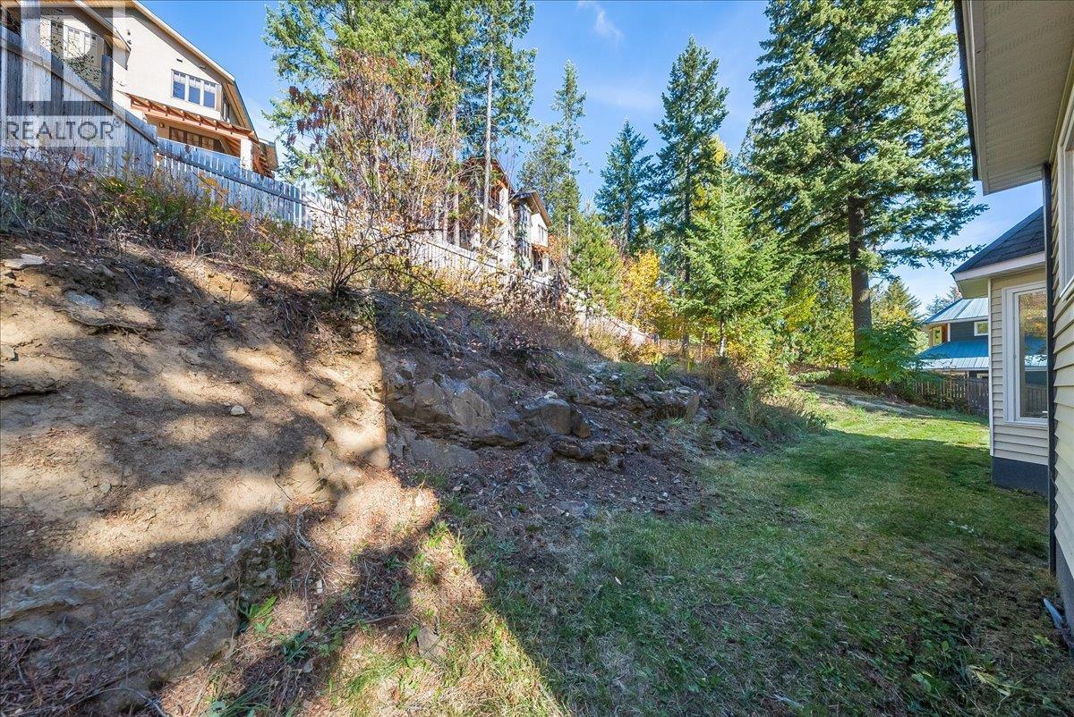 1860 Planer Crescent, Rossland, British Columbia  V0G 1Y0 - Photo 78 - 10403211