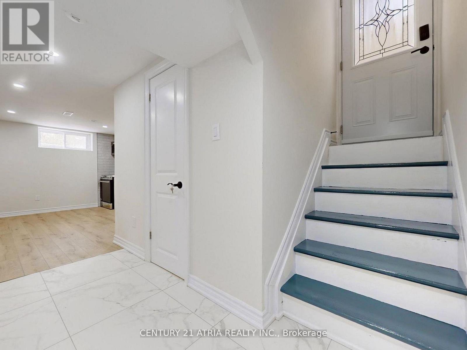 Lower B - 57 Saddle Ridge Drive, Toronto, Ontario  M4A 1Z6 - Photo 4 - C13880566