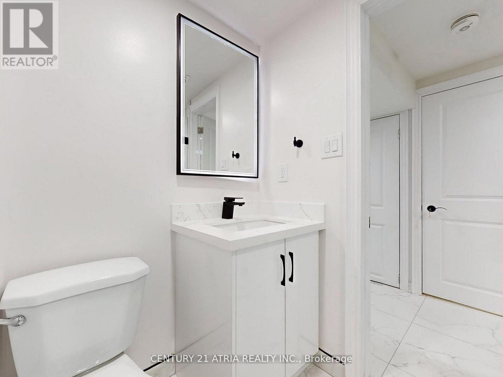 Lower B - 57 Saddle Ridge Drive, Toronto, Ontario  M4A 1Z6 - Photo 8 - C13880566