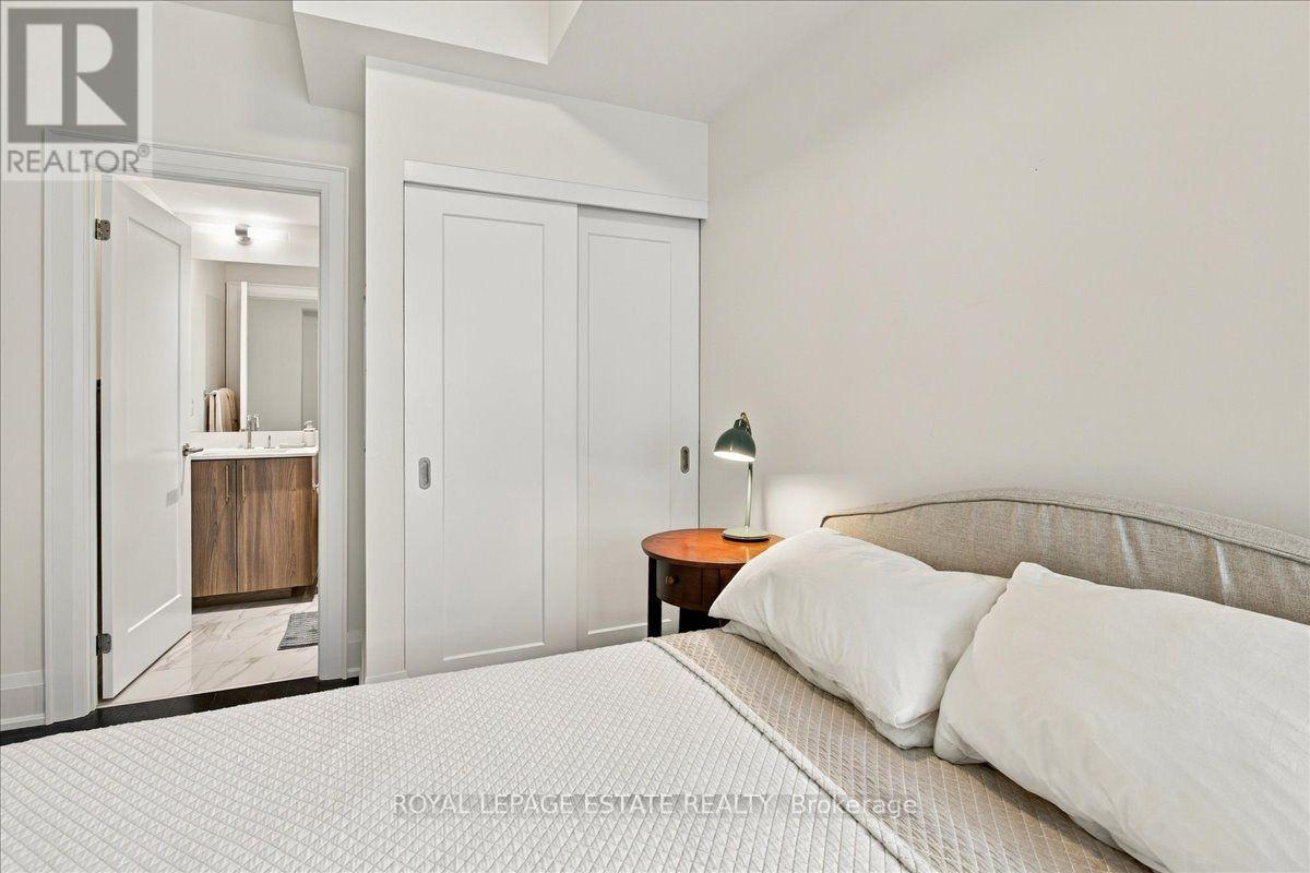 1201 - 88 Cumberland Street, Toronto, Ontario  M5R 0C8 - Photo 14 - C13880760