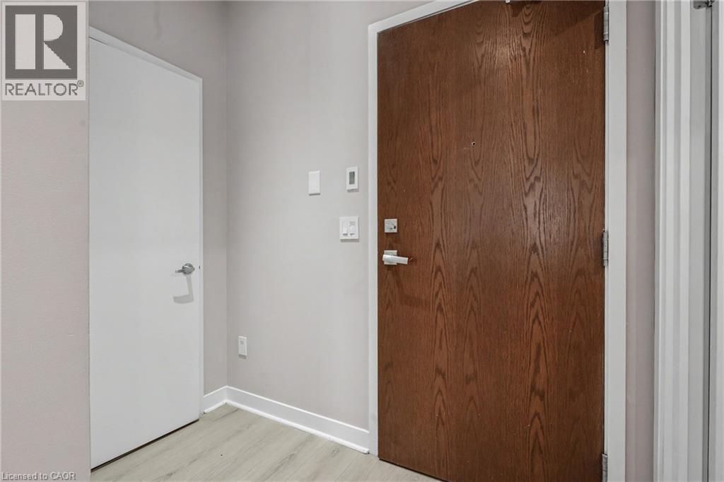 365 Prince Of Wales Drive Unit# 1309, Mississauga, Ontario  L5B 0G6 - Photo 3 - 40870304