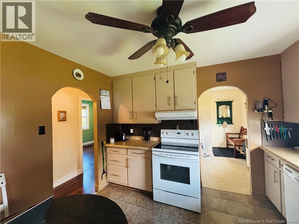 20 Marven Street, Miramichi, New Brunswick  E1N 1W9 - Photo 9 - NB147489