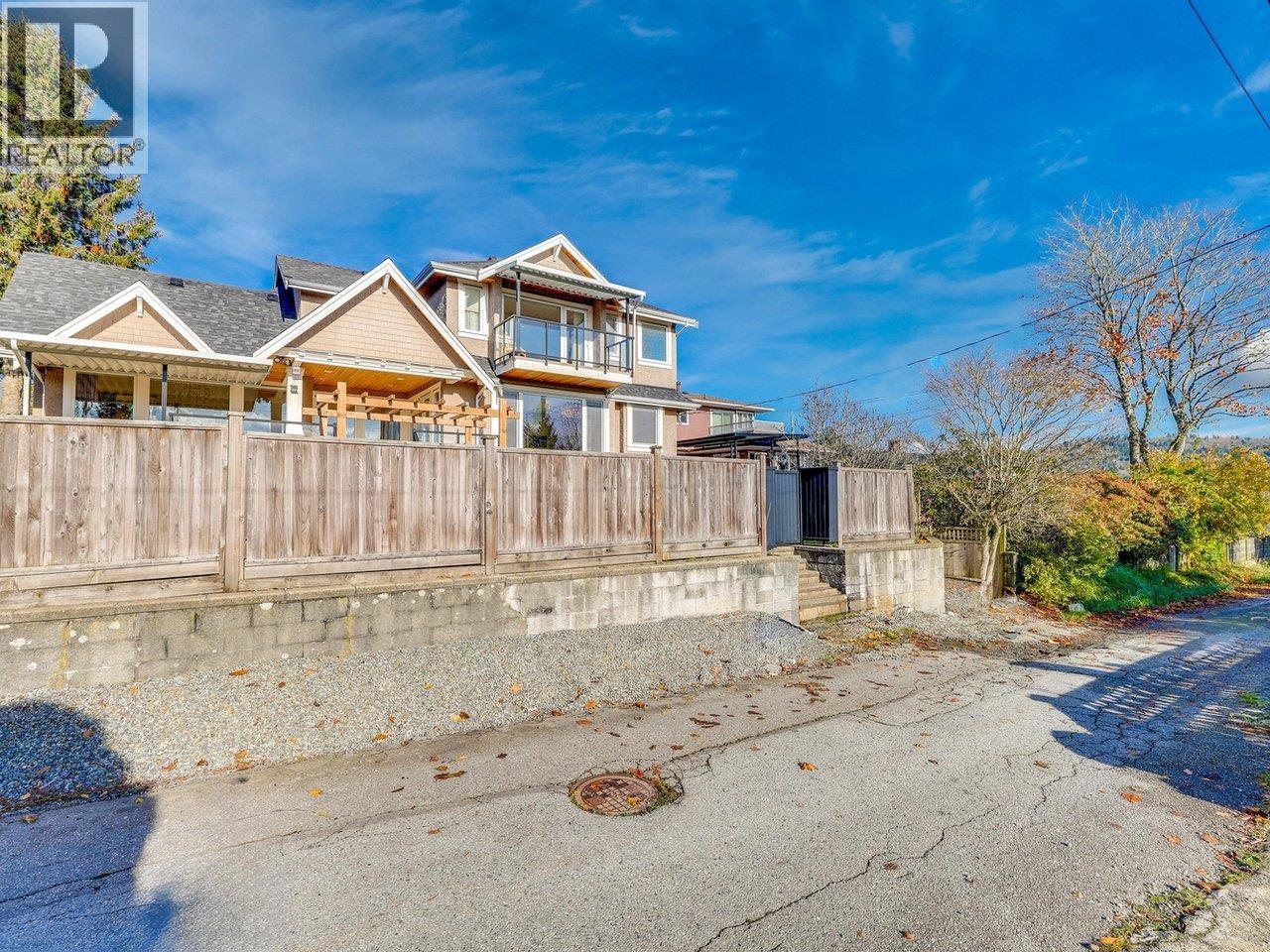 6296 Aubrey Street, Burnaby, British Columbia  V5B 2E1 - Photo 32 - R3173809