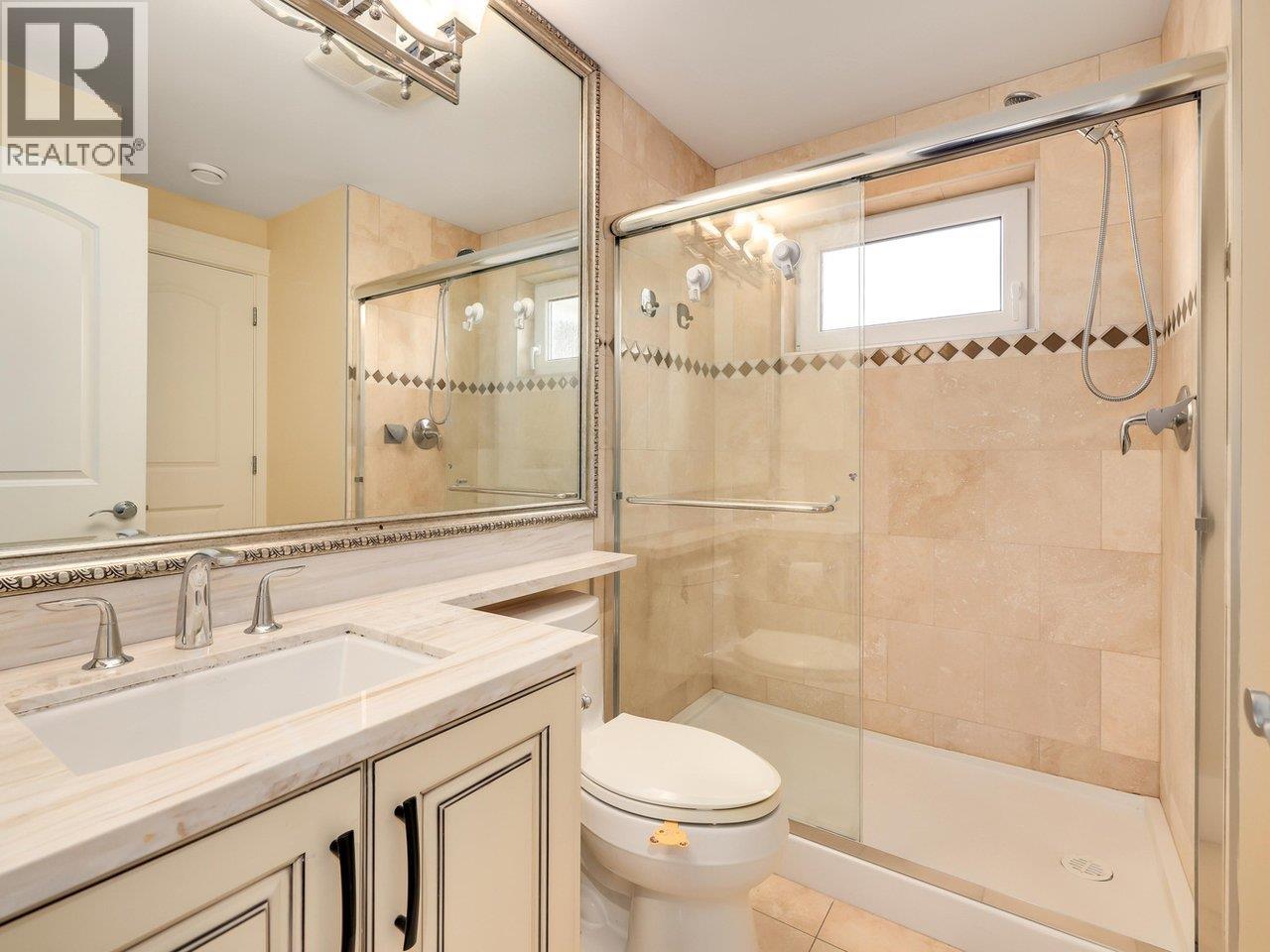 6296 Aubrey Street, Burnaby, British Columbia  V5B 2E1 - Photo 22 - R3173809