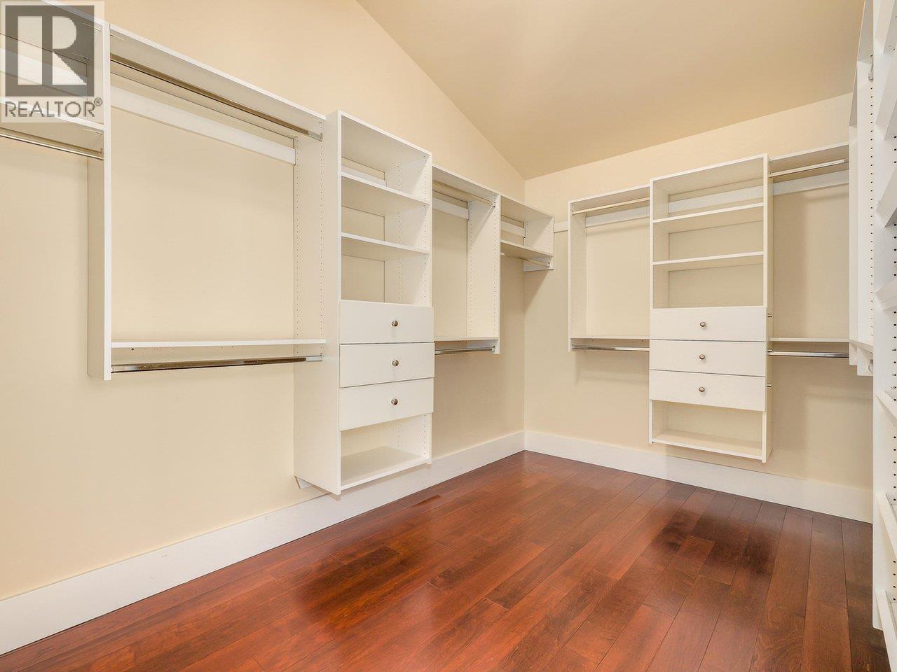 6296 Aubrey Street, Burnaby, British Columbia  V5B 2E1 - Photo 17 - R3173809