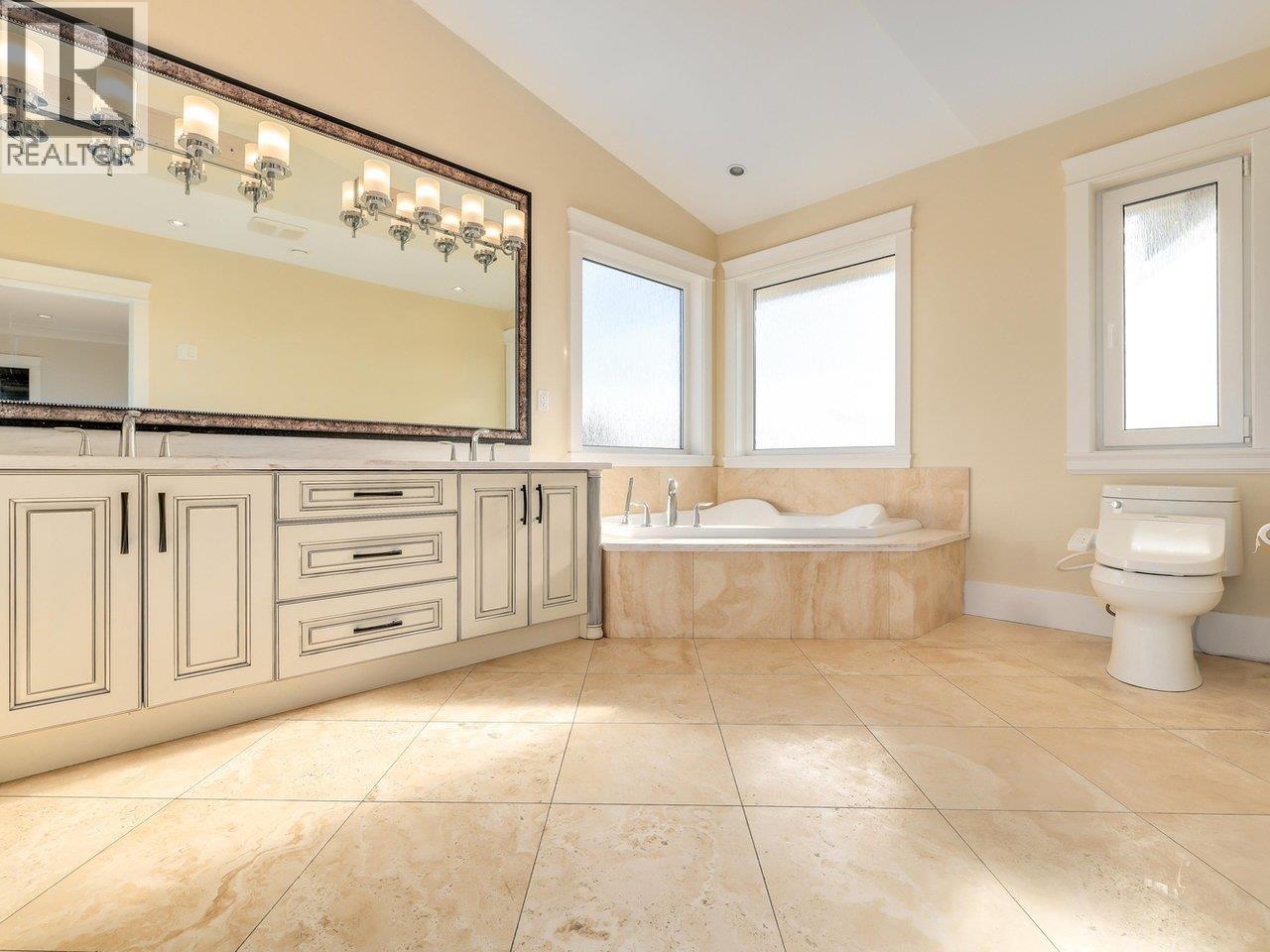 6296 Aubrey Street, Burnaby, British Columbia  V5B 2E1 - Photo 15 - R3173809