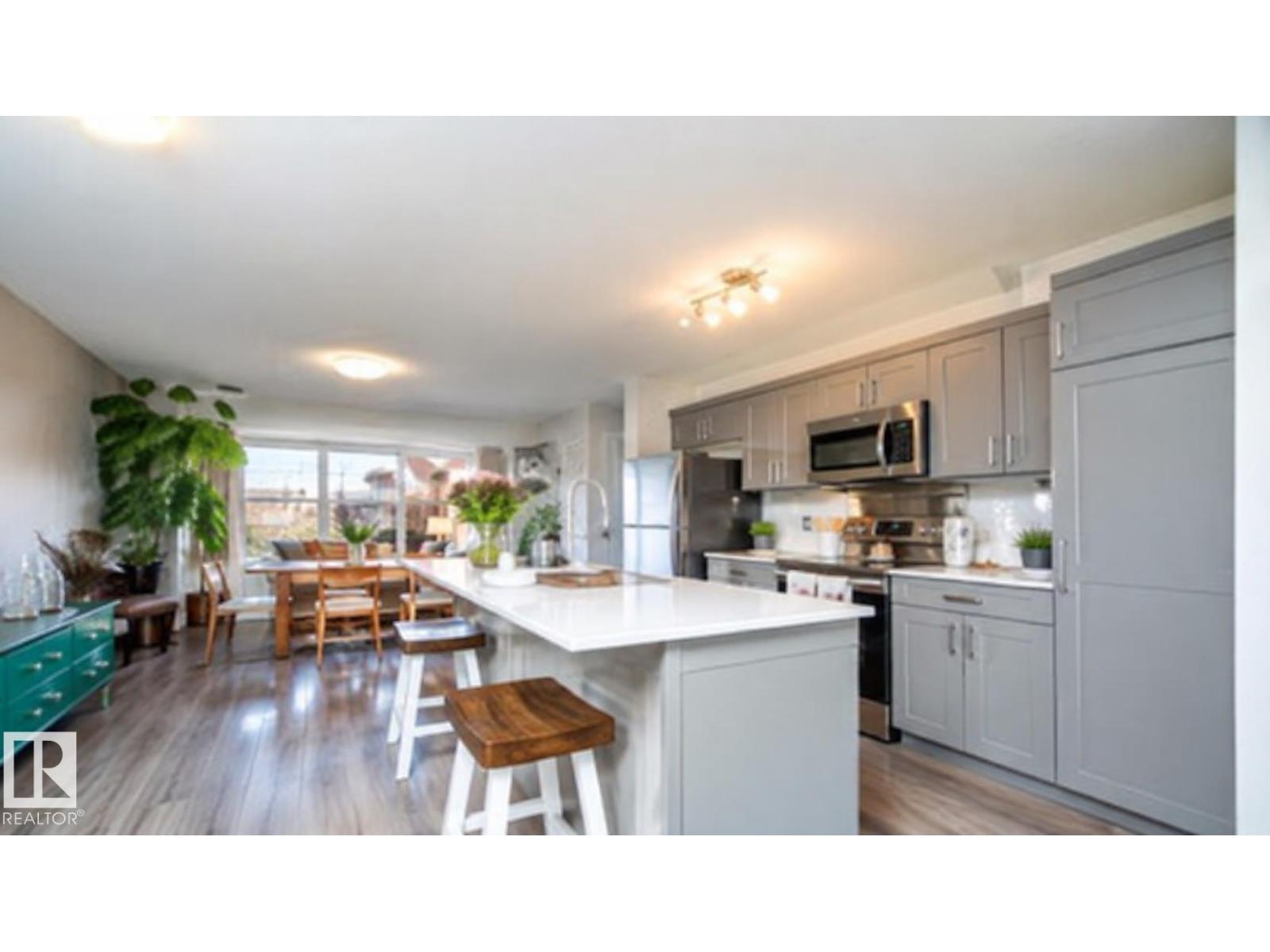 3040 CHECKNITA WY SW