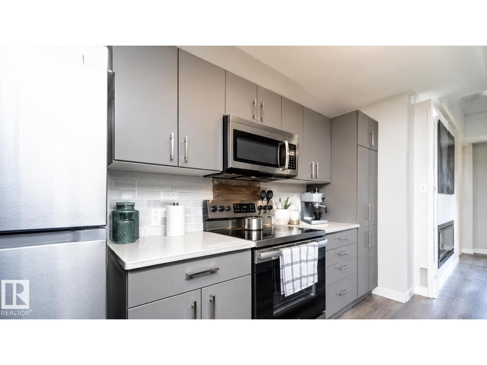 3040 CHECKNITA WY SW