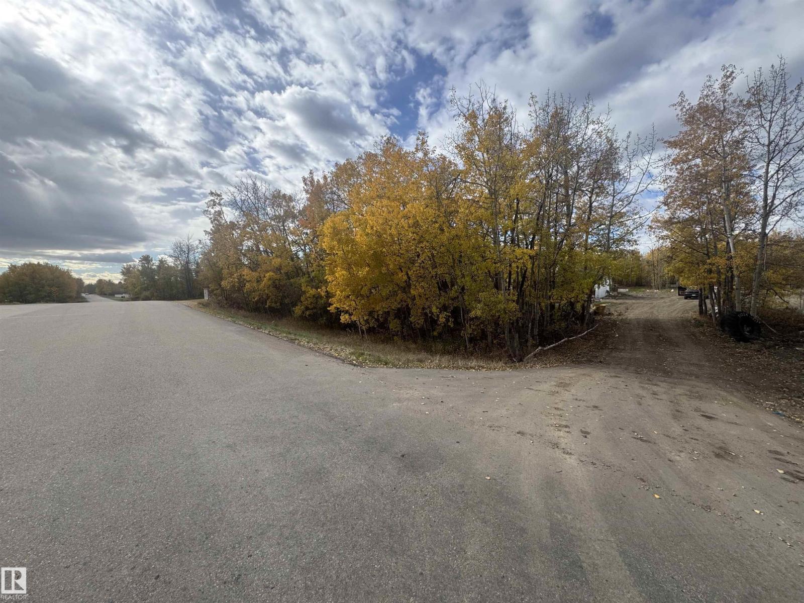 51224 RGE ROAD 221