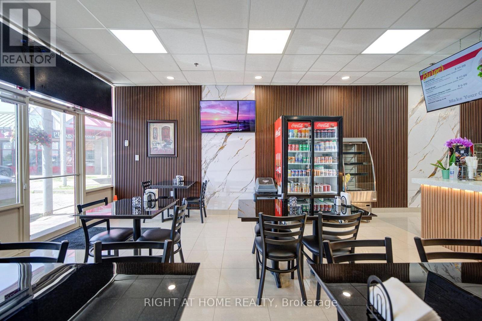 12b - 1470 Centre Street, Vaughan, Ontario  L4J 3N1 - Photo 5 - N13880668