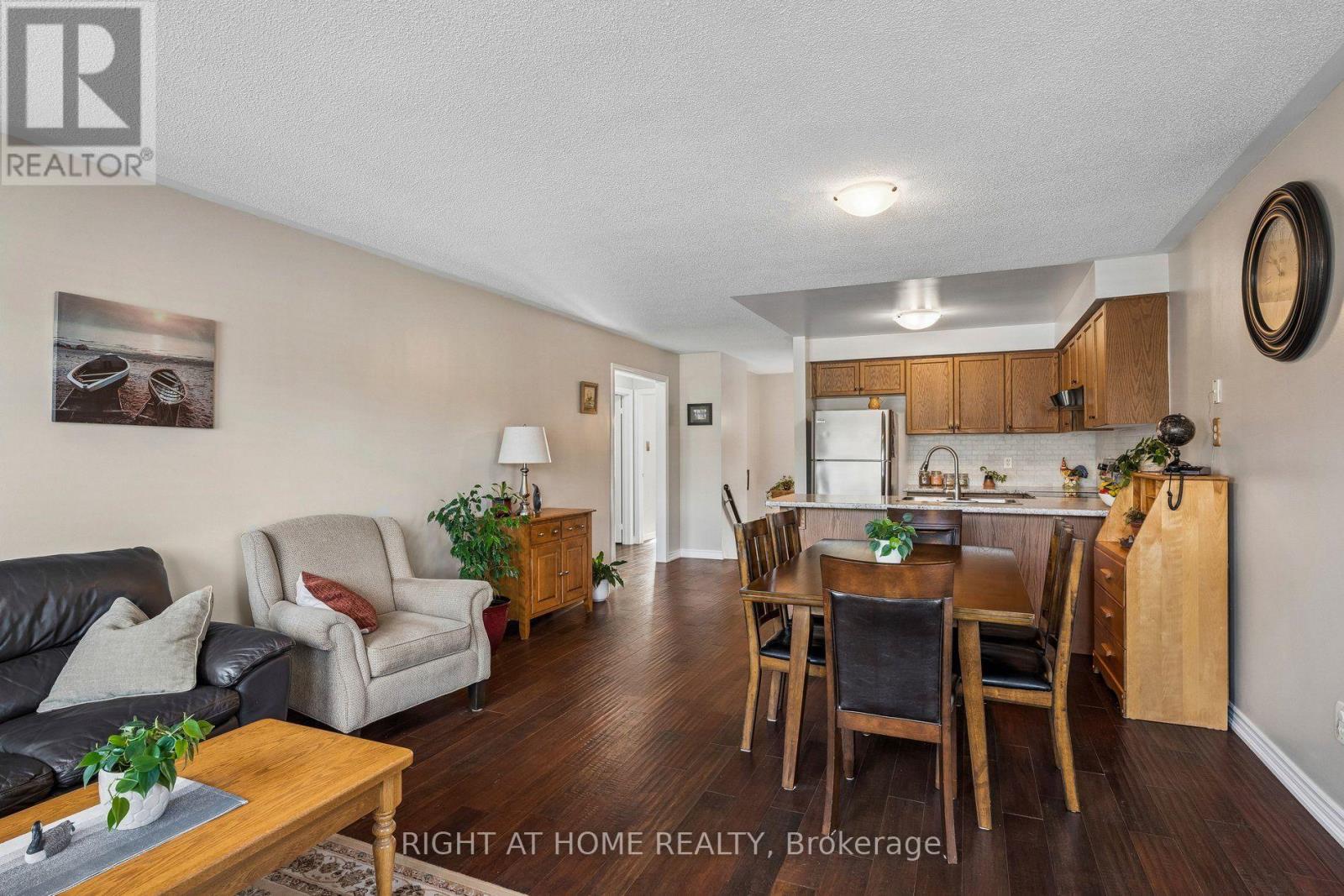 12 Player Drive, Barrie (East Bayfield), Ontario  L4M 6W1 - Photo 10 - S13880660