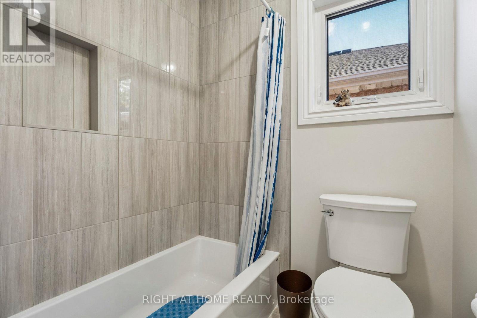 12 Player Drive, Barrie (East Bayfield), Ontario  L4M 6W1 - Photo 27 - S13880660