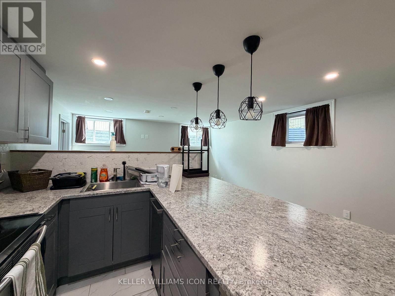 B - 531 Vivera Place, Ottawa, Ontario K2S 0W2 - Photo 10 - X13880600
