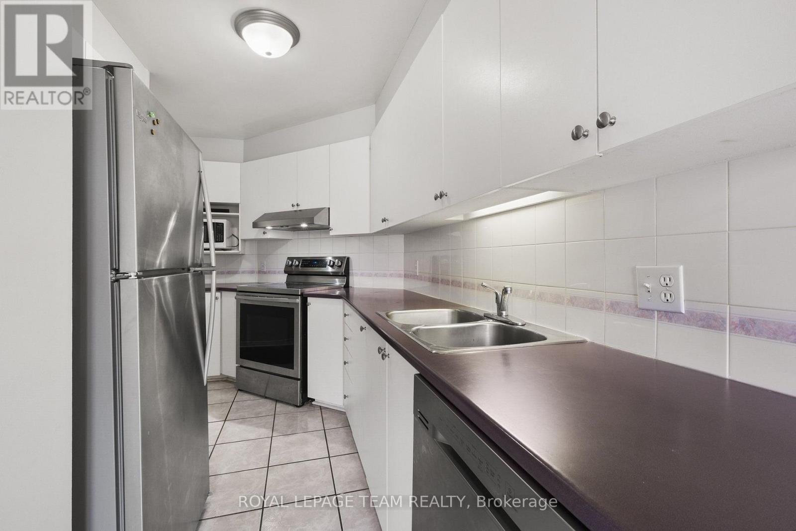 1665 Locksley Lane, Ottawa, Ontario K1J 1B6 - Photo 11 - X13880618