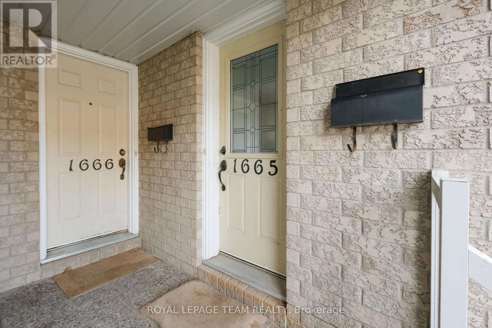 1665 Locksley Lane, Ottawa, Ontario K1J 1B6 - Photo 6 - X13880618