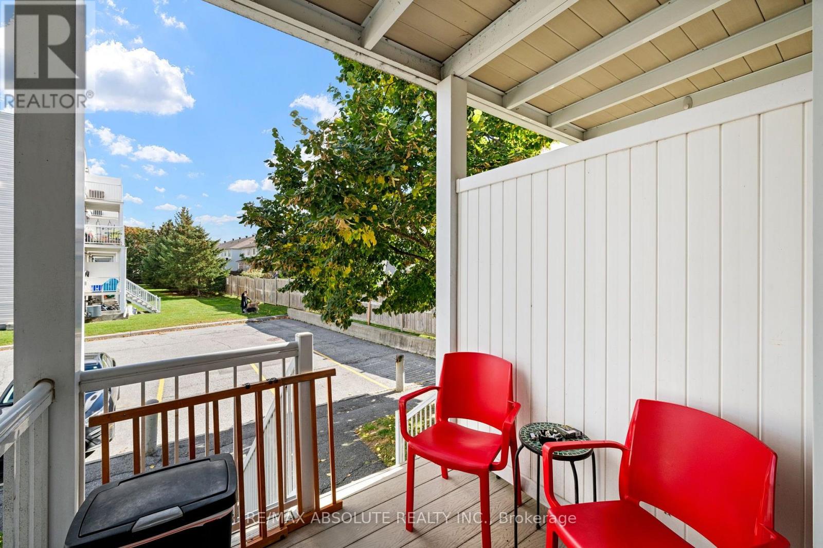 908 Longfields Drive, Ottawa, Ontario K2J 5K6 - Photo 2 - X13880628