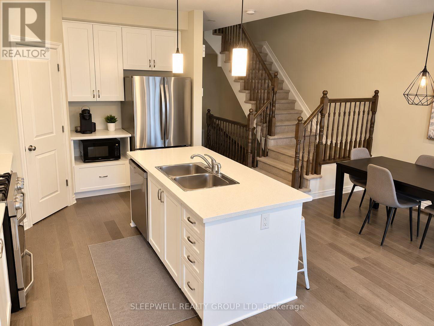 1204 Cavallo Street, Ottawa, Ontario K2S 0Z4 - Photo 5 - X13880638