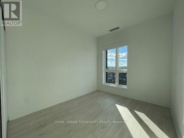 702 - 3008 William Cutmore Boulevard, Oakville, Ontario  L6H 7G1 - Photo 21 - W13880552
