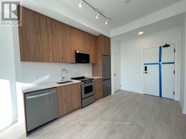 702 - 3008 William Cutmore Boulevard, Oakville, Ontario  L6H 7G1 - Photo 5 - W13880552
