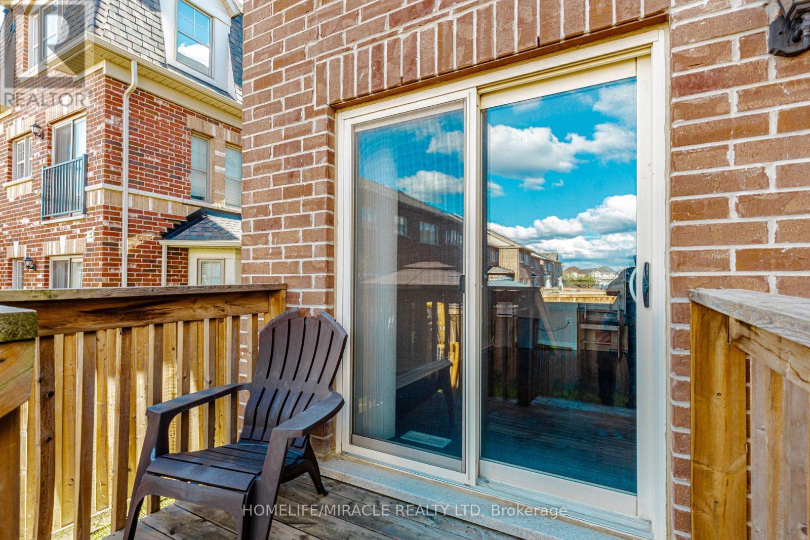45 Padbury Trail, Brampton, Ontario  L7A 4V2 - Photo 46 - W13880612