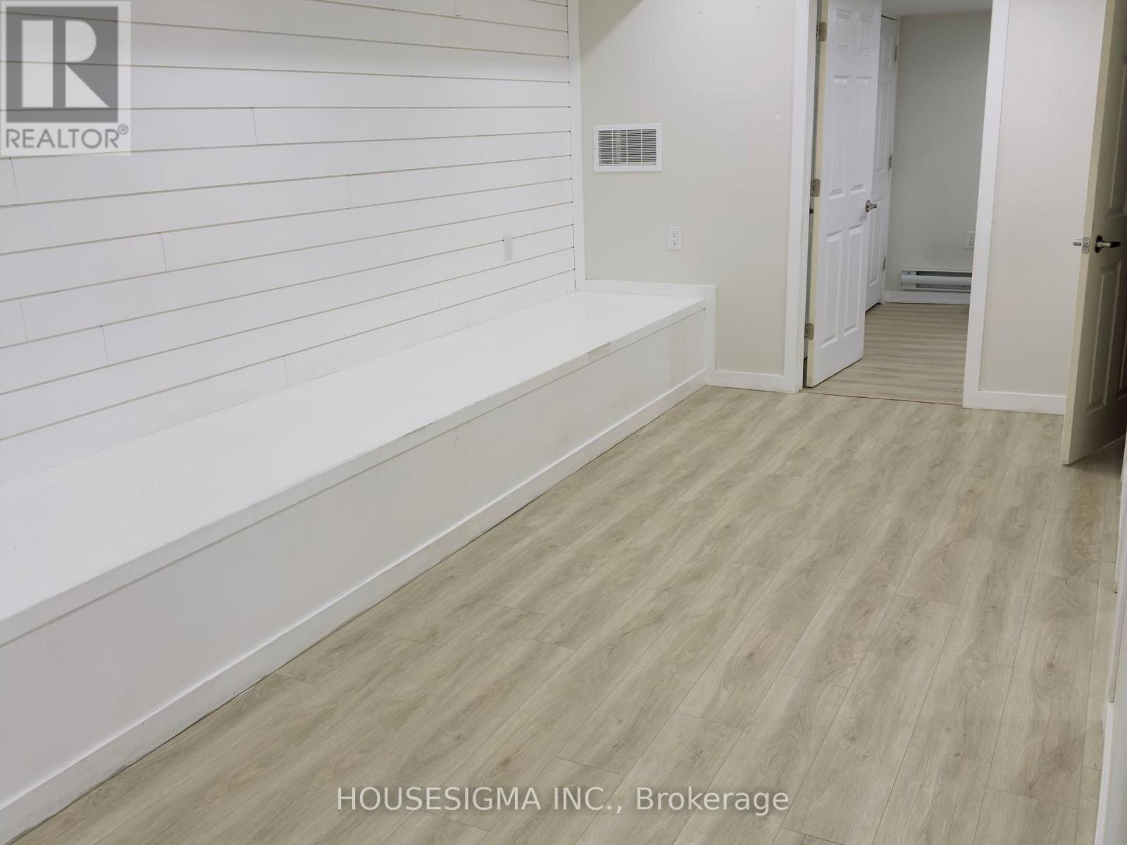 529 Runnymede Road, Toronto, Ontario  M6S 2Z8 - Photo 10 - W13880662