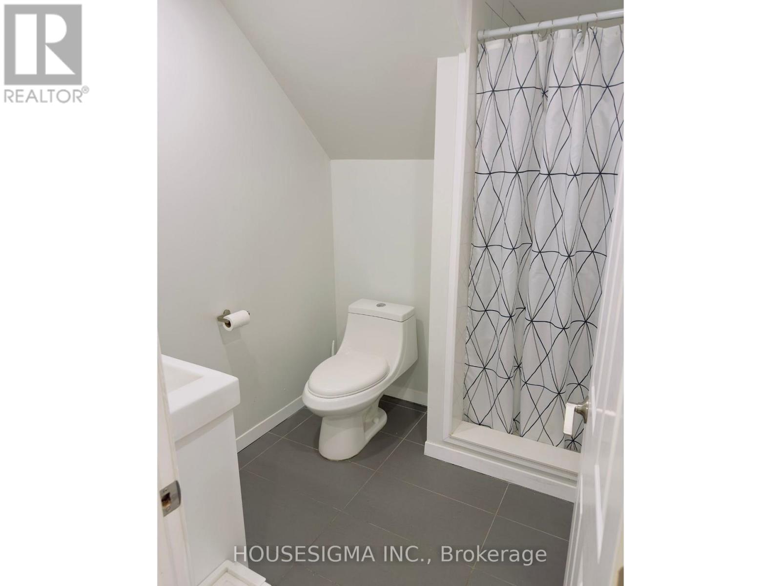 529 Runnymede Road, Toronto, Ontario  M6S 2Z8 - Photo 8 - W13880662