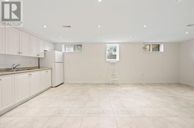 3 Indianola Drive, Toronto, Ontario  M9C 3P1 - Photo 27 - W13880682